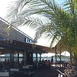 Dock Aparthotel Stellendam