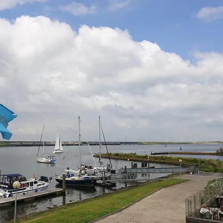 Dock