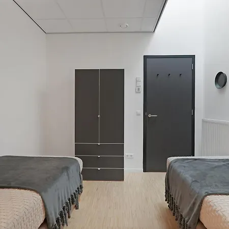 Dock Aparthotel