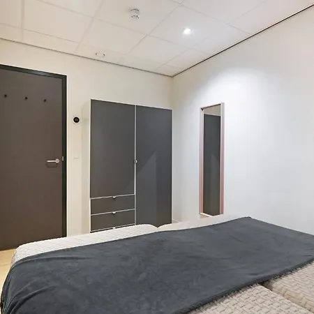 Apart-hotel Dock 3*