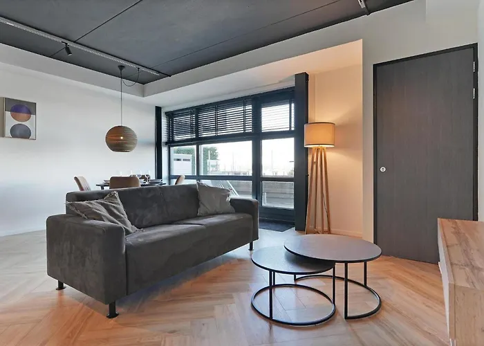 Dock Aparthotel Stellendam