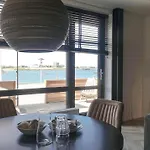Dock