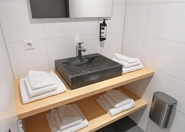 Dock 公寓式酒店 4*